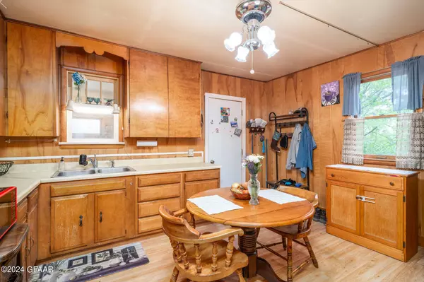 401 JEFFERSON Avenue, Crookston, MN 56716