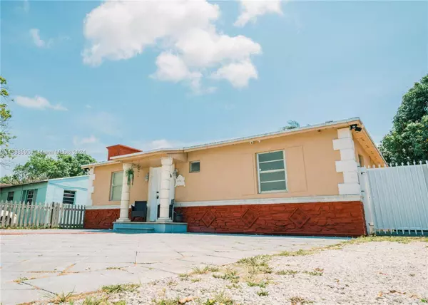 8741 NW 33rd Ave Rd, Miami, FL 33147