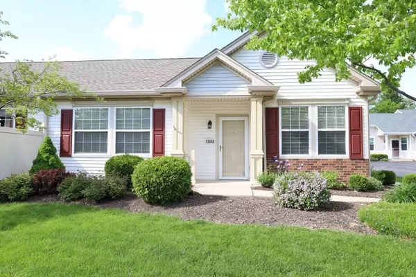 13046 PENNSYLVANIA Avenue #1304, Huntley, IL 60142