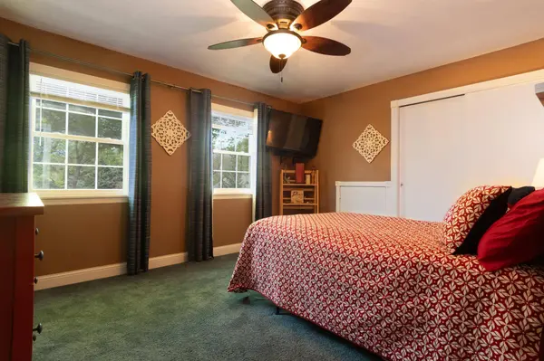 315 W College AVE, Saint Peter, MN 56082