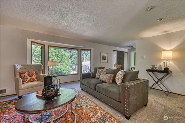 23808 90th PL W, Edmonds, WA 98026