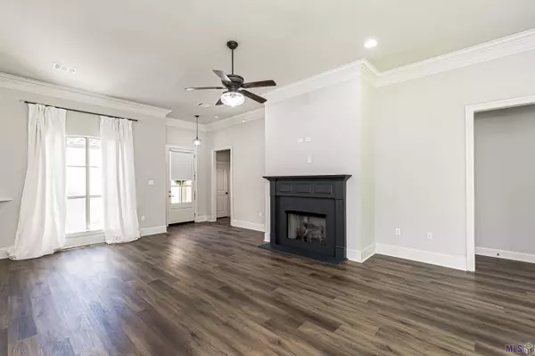 634 PORTULA AVE, Baton Rouge, LA 70820