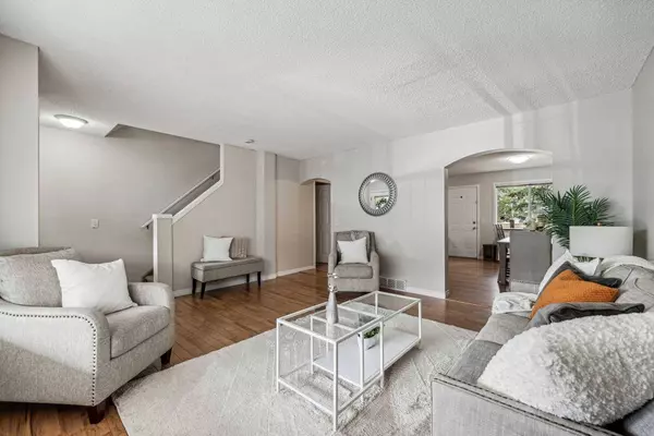 276 Stonemere PL, Chestermere, AB T1X 1N2