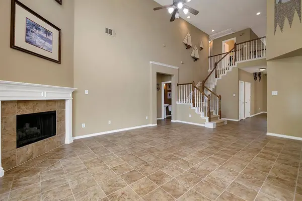 4405 Mallow Oak Drive, Fort Worth, TX 76123