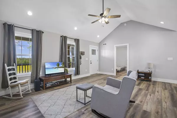 540 Quarry Rd, Auburn, KY 42206