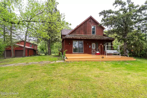 401 JEFFERSON Avenue, Crookston, MN 56716