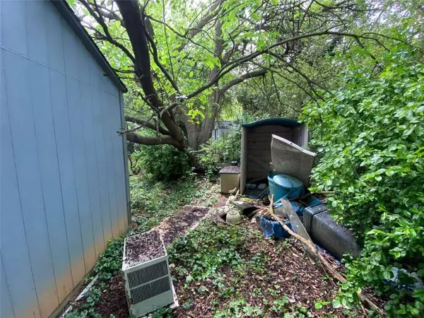 2317 WYLIE DR SE, Marietta, GA 30067