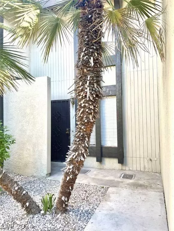 5823 Bromley Avenue #-, Las Vegas, NV 89107