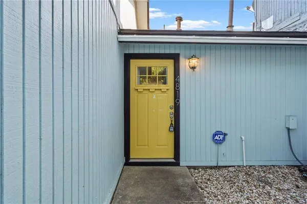 4819 Misty Slope LN, Austin, TX 78744