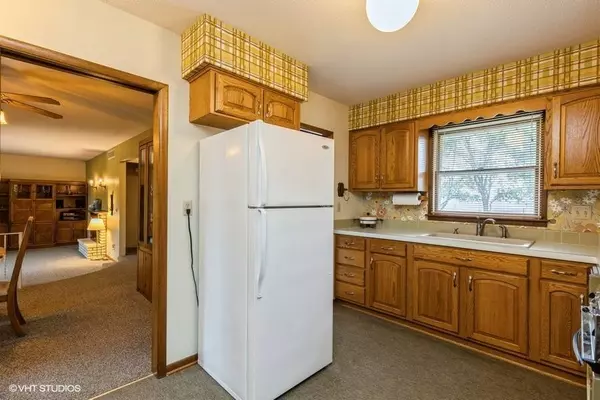 5253 NW 62nd Avenue, Johnston, IA 50131