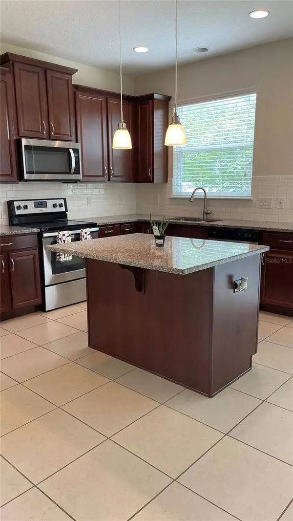 3802 BRIGHTON PARK CIR, Orlando, FL 32812