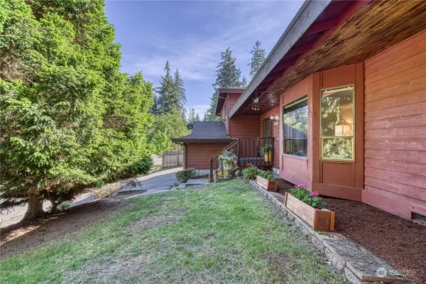 23808 90th PL W, Edmonds, WA 98026