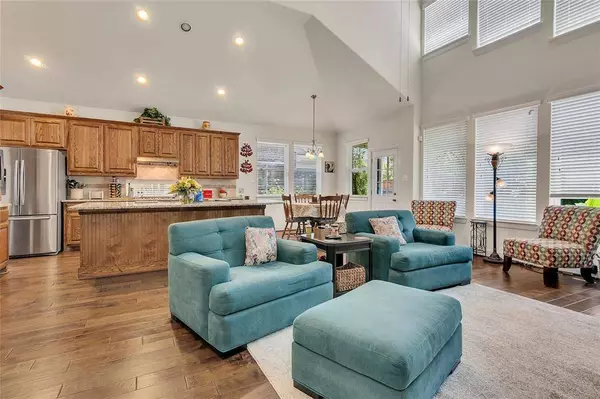 4032 Knighterrant, Fort Worth, TX 76262