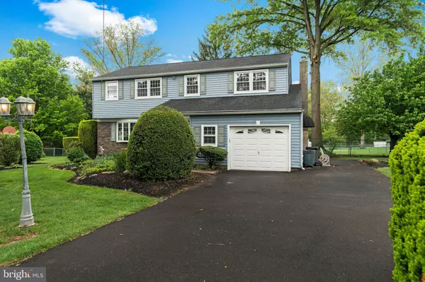 1838 ROAN DR, Warrington, PA 18976