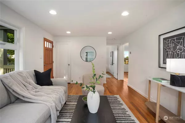 3617 SW Trenton ST, Seattle, WA 98126