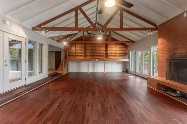 10987 Lakeside Drive, Quinlan, TX 75474