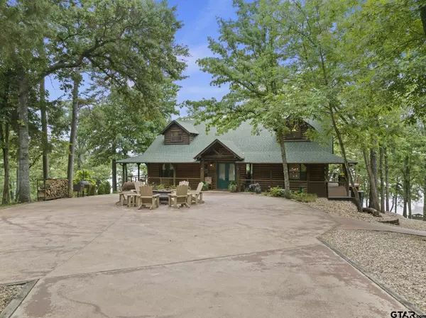 206 Dogwood Point, Winnsboro, TX 75494