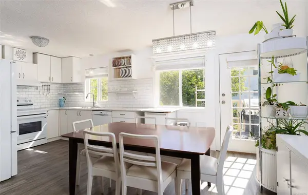 3242 Cowichan Lake Rd #27, Duncan, BC V9L 4B9