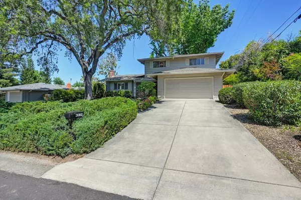 4934 Huntridge LN, Fair Oaks, CA 95628
