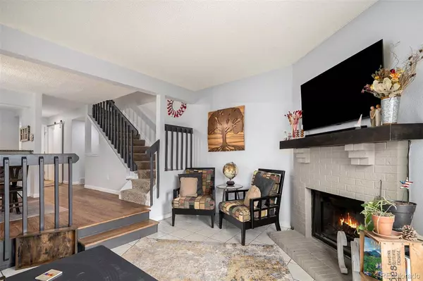 4249 S Mobile CIR #E, Aurora, CO 80013