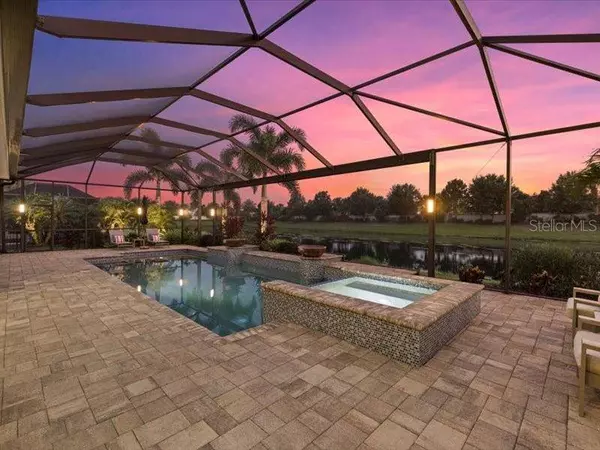 11806 BLUE HILL TRL, Bradenton, FL 34211