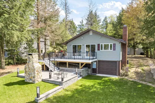 129 Hermit Lake RD, Sanbornton, NH 03269