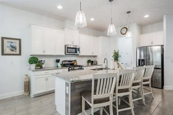 6228 SEA AMBER LN, Apollo Beach, FL 33572