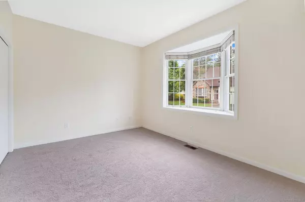 28 Wild Life Trail #28, South Windsor, CT 06074