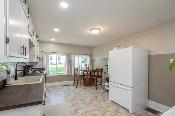 203 S Ada Doty St, Gratis, OH 45330