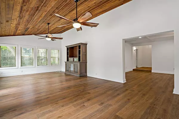 3130 Cross Timbers Lane, Garland, TX 75044