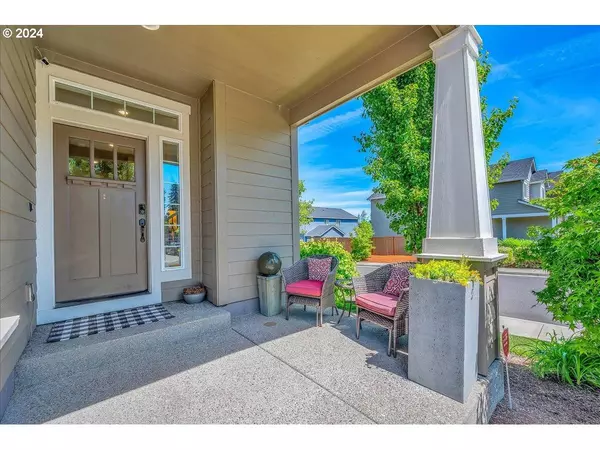 33241 SW HAVLIK DR, Scappoose, OR 97056