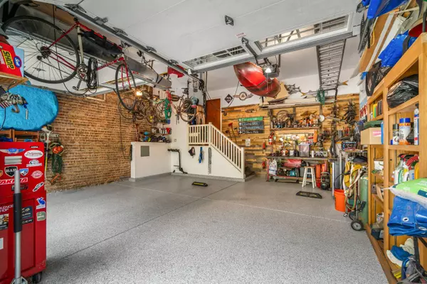 4102 Howard Avenue, Western Springs, IL 60558