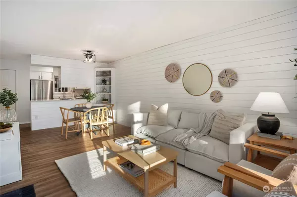 2660 118th AVE SE #102, Bellevue, WA 98005