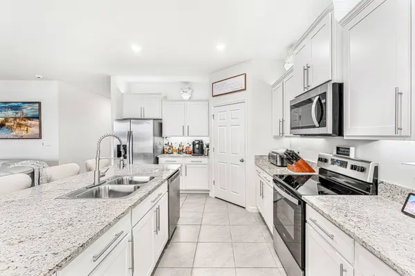 994 Remington Green DR SE, Palm Bay, FL 32909