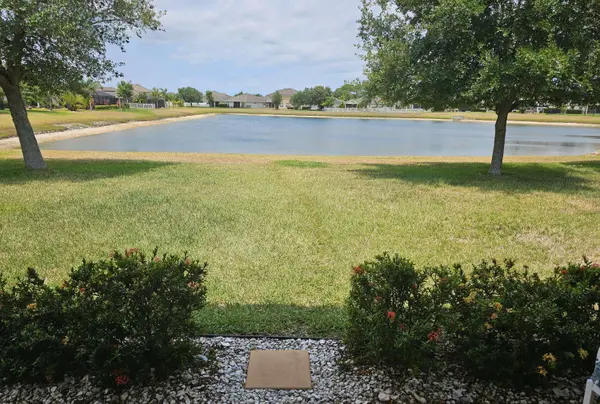 325 Abernathy CIR, Palm Bay, FL 32909