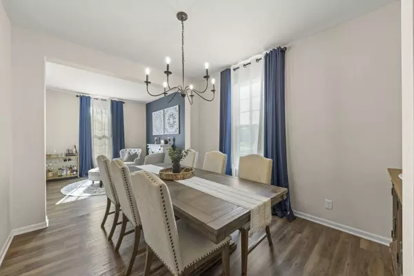 2022 Ingemunson Lane, Yorkville, IL 60560