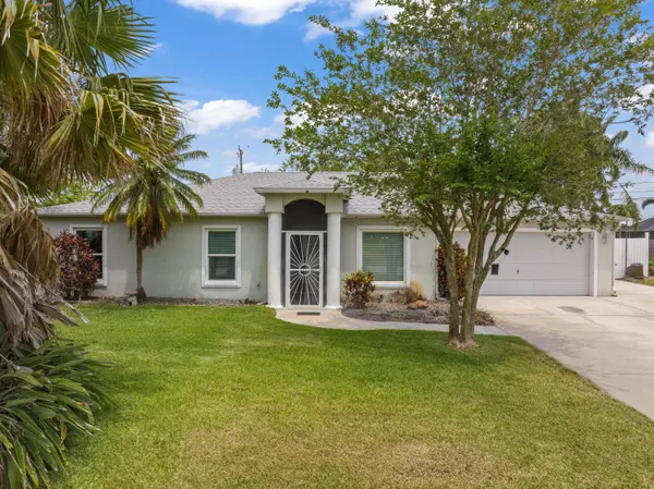 123 Pelican Island PL, Sebastian, FL 32958