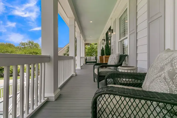 1717 Bowline Dr, Mount Pleasant, SC 29466