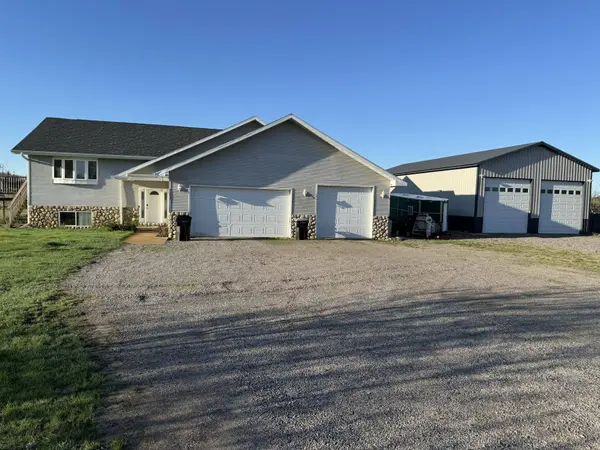 12637 299th AVE NW, Baldwin Twp, MN 55371