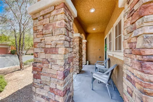 10297 Bobcat Bluffs Street, Las Vegas, NV 89178