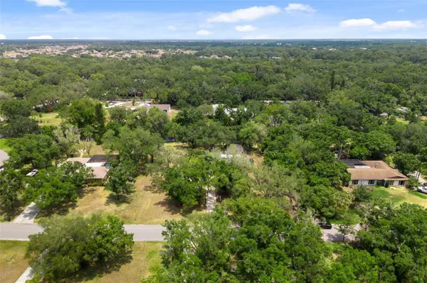 2231 SHADOW OAKS RD, Sarasota, FL 34240