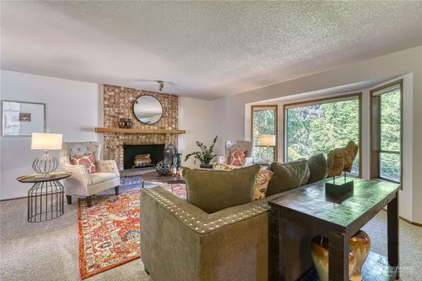 23808 90th PL W, Edmonds, WA 98026