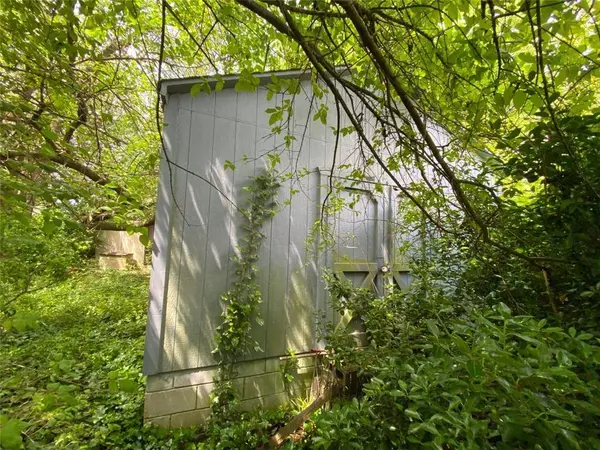 2317 WYLIE DR SE, Marietta, GA 30067