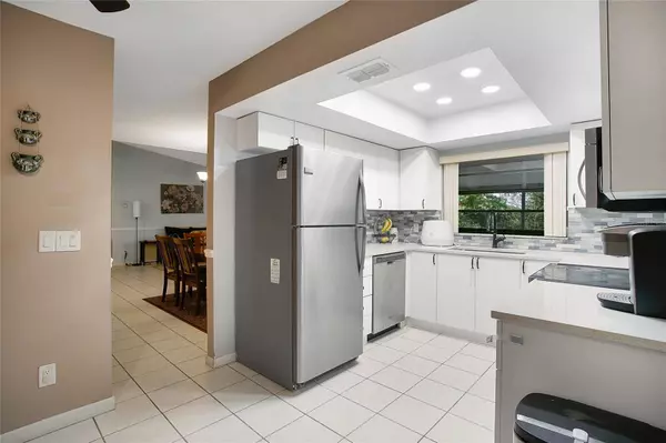 1908 HEATHWOOD DR, Winter Park, FL 32792