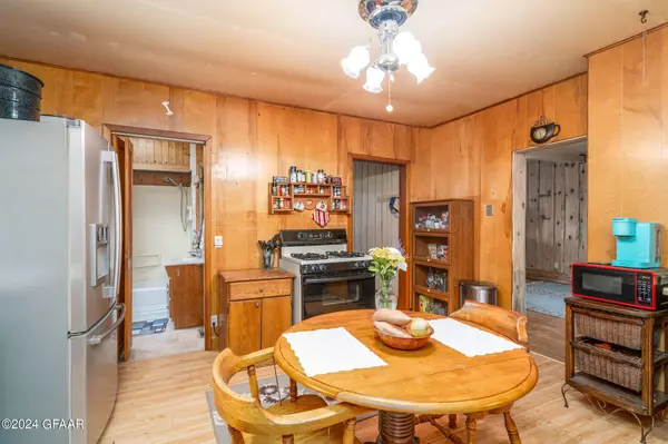 401 JEFFERSON Avenue, Crookston, MN 56716