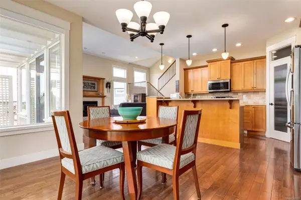 513 Schubert Pl, Ladysmith, BC V9G 2C6