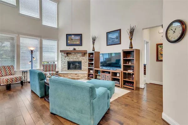 4032 Knighterrant, Fort Worth, TX 76262