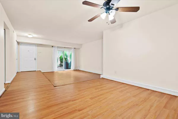 6317 FENESTRA CT #139A, Burke, VA 22015