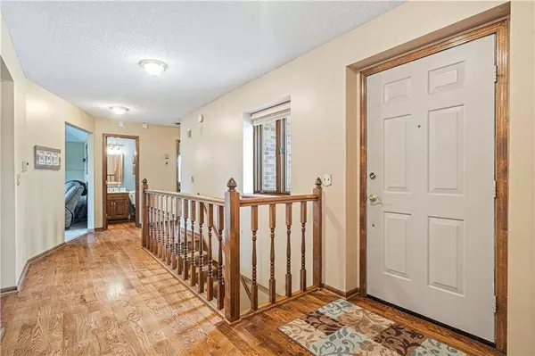 20125 W 119th ST, Olathe, KS 66061