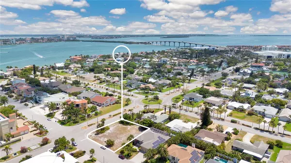 331 8TH AVE N, Tierra Verde, FL 33715